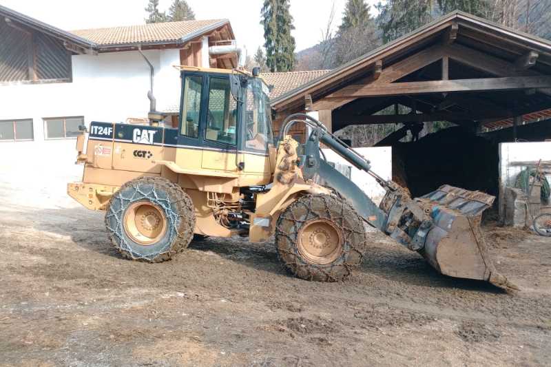 OmecoHub - Immagine CATERPILLAR IT24F